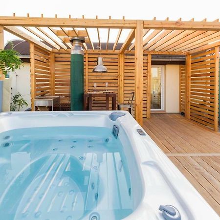 Romantic Studio With Jacuzzi Prag Exteriör bild